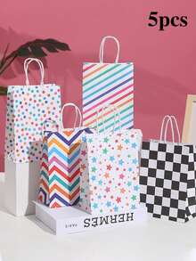 Conjunto de 5/12/16/20/24 Sacolas de Presente com Alças e Estampa de Bandeira Quadriculada - Decoração para Festa Temática de Corrida em Preto e Branco, Sacolas para Doces de Aniversário, Lembrancinhas para Pequenos Negócios e Eventos - Multicolorido - Ver 9