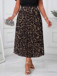 SHEIN Lady CURVE Chân váy xếp ly họa tiết da báo thời trang cỡ lớn, thích hợp cho mùa hè. - Nhiều màu - Xem 5