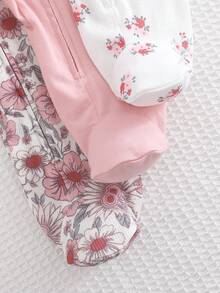 Cozy Pixies 新生女宝宝碎花连体衣，柔软面料，适合春、夏、秋、冬四季穿着，长袖拉链针织睡衣，甜美可爱的简约粉色连体衣，饰有植物花卉图案，针织柔软圆领长袖连体衣三件套 - 粉色 - 查看 4