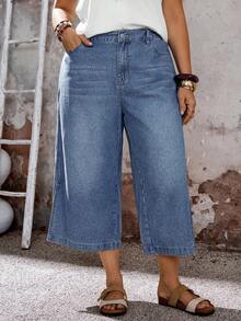 EMERY ROSE EMERY ROSE Plus Size Women Fashion Versatile Leg Slit Pocket Zipper Decor 3/4 Length Denim Pants - Medium Wash - View 4