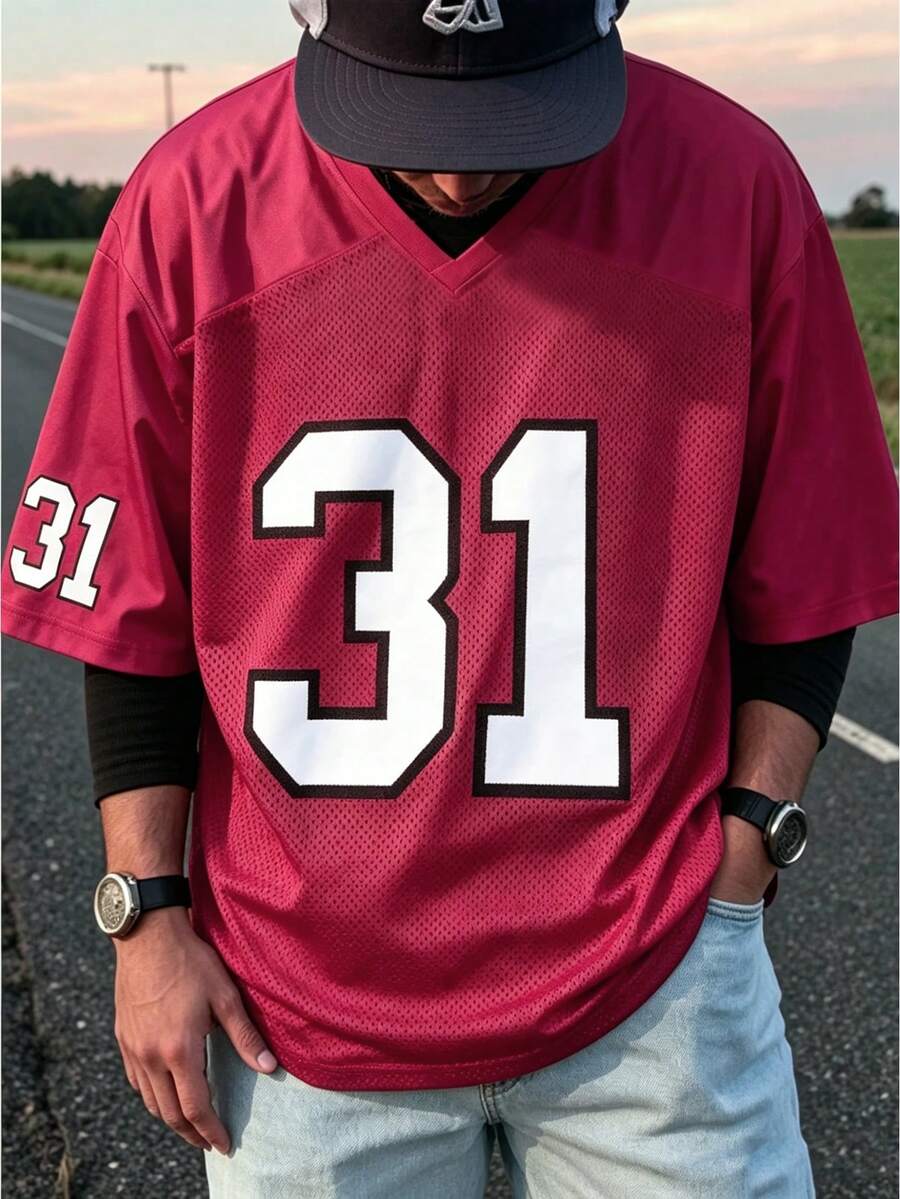 Manfinity Campus Court 男士数字印花短袖休闲足球T恤 - 紅色 - 查看 1
