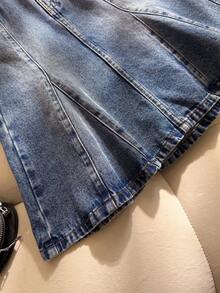 SHEIN 女童牛仔A字裙，休闲时尚百搭设计，经典复古水洗蓝，柔软棉质面料，松紧腰带+单扣，适合度假、音乐节、上学、通勤、派对等各种场合。 - 藍色 - 查看 4