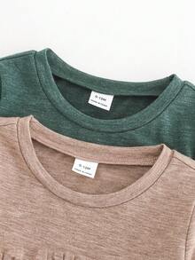 Cozy Pixies 两件套男婴字母压纹圆领短袖T恤和短裤休闲套装 - 棕色 - 查看 4