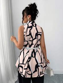 SHEIN Clasi 大码女式春夏休闲优雅条纹开襟收腰A字弧形下摆无袖衬衫 - 粉色 - 查看 2