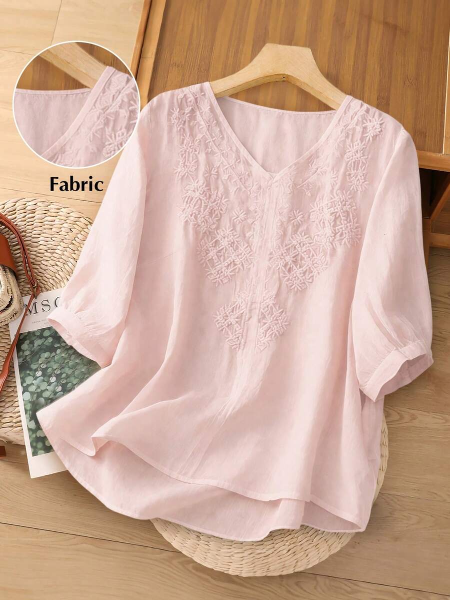 SHEIN LUNE Plus Size Solid Color Embroidered Casual Short Sleeve Shirt - Baby Pink - View 1