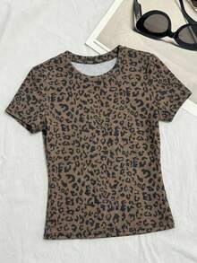 Camiseta de mujer de manga corta, cuello redondo, ajustada y de color liso para el verano - Café integral - Ver 3