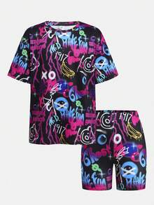 Bộ đồ thể thao 2 món cho bé gái tuổi teen, gồm áo thun rộng và quần short bó sát, kiểu nhuộm tie-dye và in họa tiết. - màu đen - Xem 9