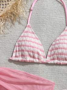 SHEIN Conjunto de bikini de 3 piezas para adolescentes, top triangular de halter floral negro, Bottom triangular, pareo, traje de baño elegante y casual adecuado para nadar, vacaciones, verano - Rosa - Ver 5