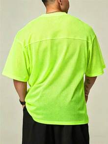 Manfinity Sport Corelite Men's Summer Neon Green Casual Solid Color Mesh Breathable Short Sleeve Sports T-Shirt, Football, Gym, Holiday - Green - View 2