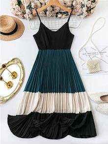 SHEIN LUNE Plus Size Women's Colorblock Pleated Design Spaghetti Strap Dress - Multicolor - View 1