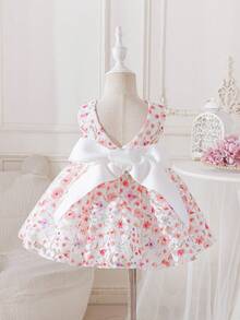 SHEIN Glamorique Kids 女婴碎花连衣裙，婴儿刺绣缎面蝴蝶结连衣裙，V领无袖露背公主裙，适合复活节派对 - 粉色 - 查看 2