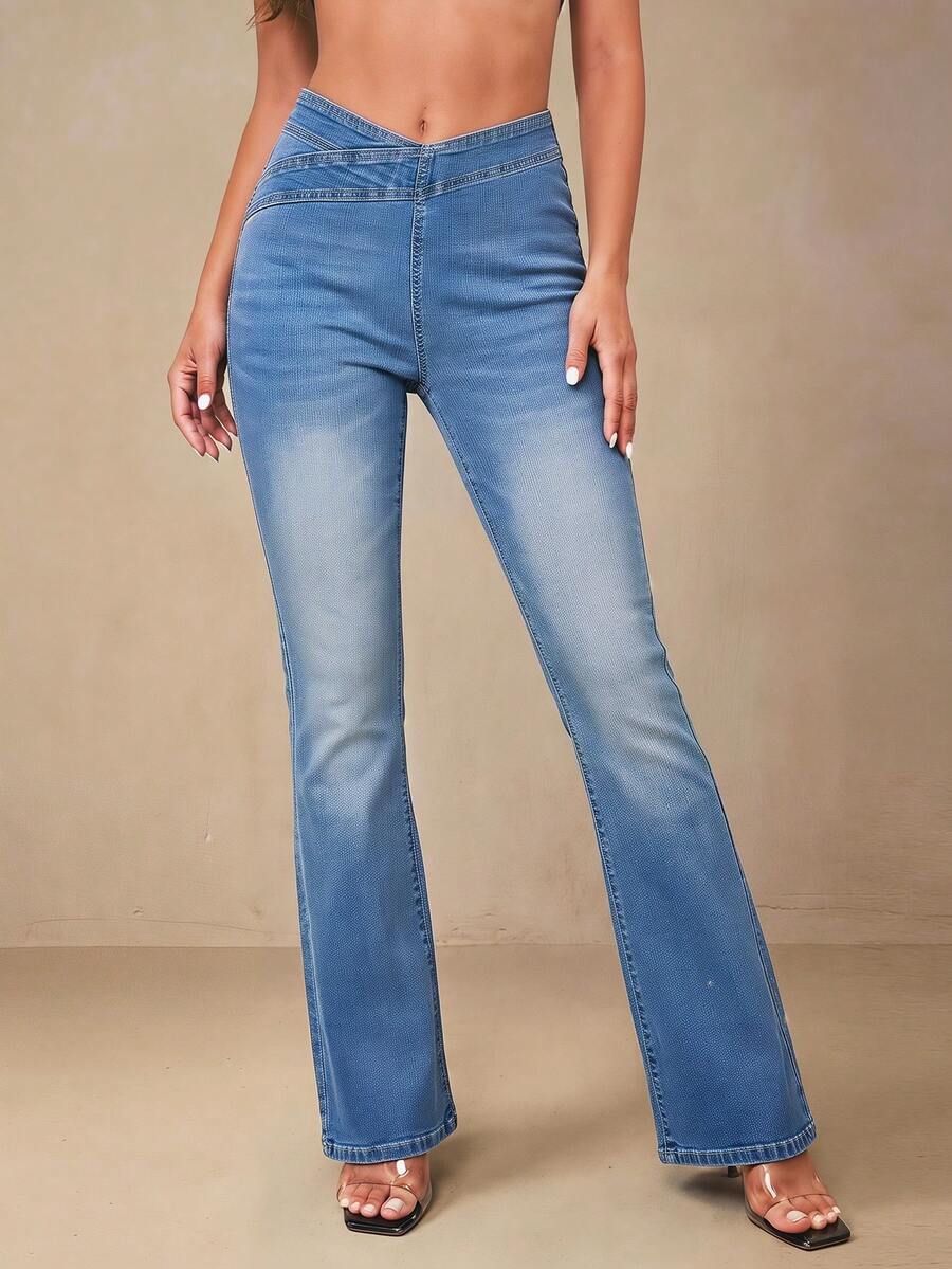 Selenza Jeans de pierna acampanada con bolsillo con letra de strass para mujer - Azul - Ver 1