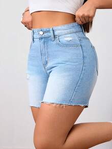 SHEIN Tall CURVE Plus Size Women Distressed Pocket Frayed Hem Casual Denim Shorts - Blue - View 2