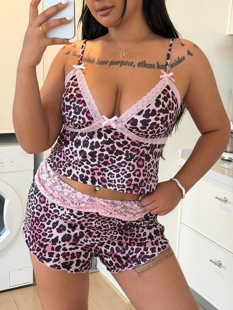 ZzzCrew Sexy Leopard Print Comfortable Lace Trim Bow Camisole & Shorts Sleepwear Set, Plus Size - Pink - View 1