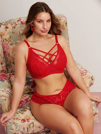 Plus Size Romantic Vintage Lace Patchwork Criss-Cross Sheer Bra