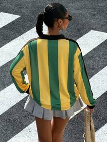 Muchica 女士夏季世界杯巴西号码球衣Polo衫，搭配撞色棕色领子和条纹袖子。适合通勤、约会、聚会、秋冬夏三季、圣诞节、新年、感恩节、派对、婚礼、海滩、毕业典礼、时尚、优雅、休闲、外出、约会等场合。 - 彩色 - 查看 2