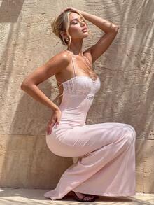 SHEIN Allurite Đầm ống ren cổ yếm màu hồng nhạt quyến rũ, đầm ren ôm sát gợi cảm kiểu đuôi cá, đầm dạ hội, đầm cao cấp thanh lịch, đầm dự tiệc, trang phục lễ hội, phong cách đường phố, trang phục đi xem hòa nhạc, trang phục đi nghỉ mát, trang phục đi club, trang phục hẹn hò, trang phục sinh nhật cho nữ, trang phục dự tiệc, đầm dự tiệc cưới, họa tiết hoa thời trang. - Màu Hồng baby - Xem 6