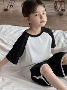 Dazy Kids 青少年男孩圓領寬鬆版型拼接上衣 + 休閒短褲睡衣套裝 (大尺碼) 夏季 - 黑與白 - 查看 6