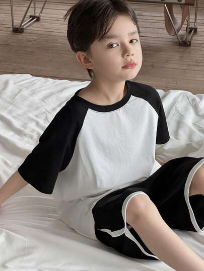 Dazy Kids Toddler Boys' Crew Neck Loose Fit Colorblock Top + Casual Shorts Pajama Set (Plus Size)