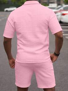 Manfinity Homme 男士休閒 Polo 衫與短褲套裝，極簡風格日常穿著，夏季兩件式綠色布料休閒套裝，不對稱剪裁 - 粉色 - 查看 2