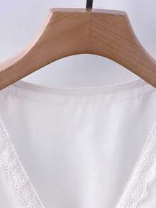Blusa de cuello en V con volantes para vacaciones - Blanco - Ver 5