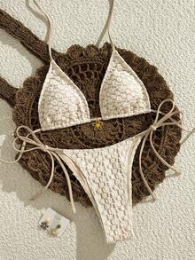 Bonvoyette Bộ bikini 2 mảnh màu mơ, chất liệu ren jacquard, kiểu cổ yếm, mặt dây chuyền kim loại hình hoa, hở lưng, buộc dây bên hông, gợi cảm dành cho nữ. - Màu be - Xem 6