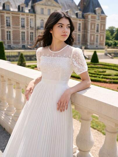 Elegantes Partykleid für Teenager-Mädchen mit botanischer Stickerei, Rundhalsausschnitt, Kurzarm und plissiertem Saum