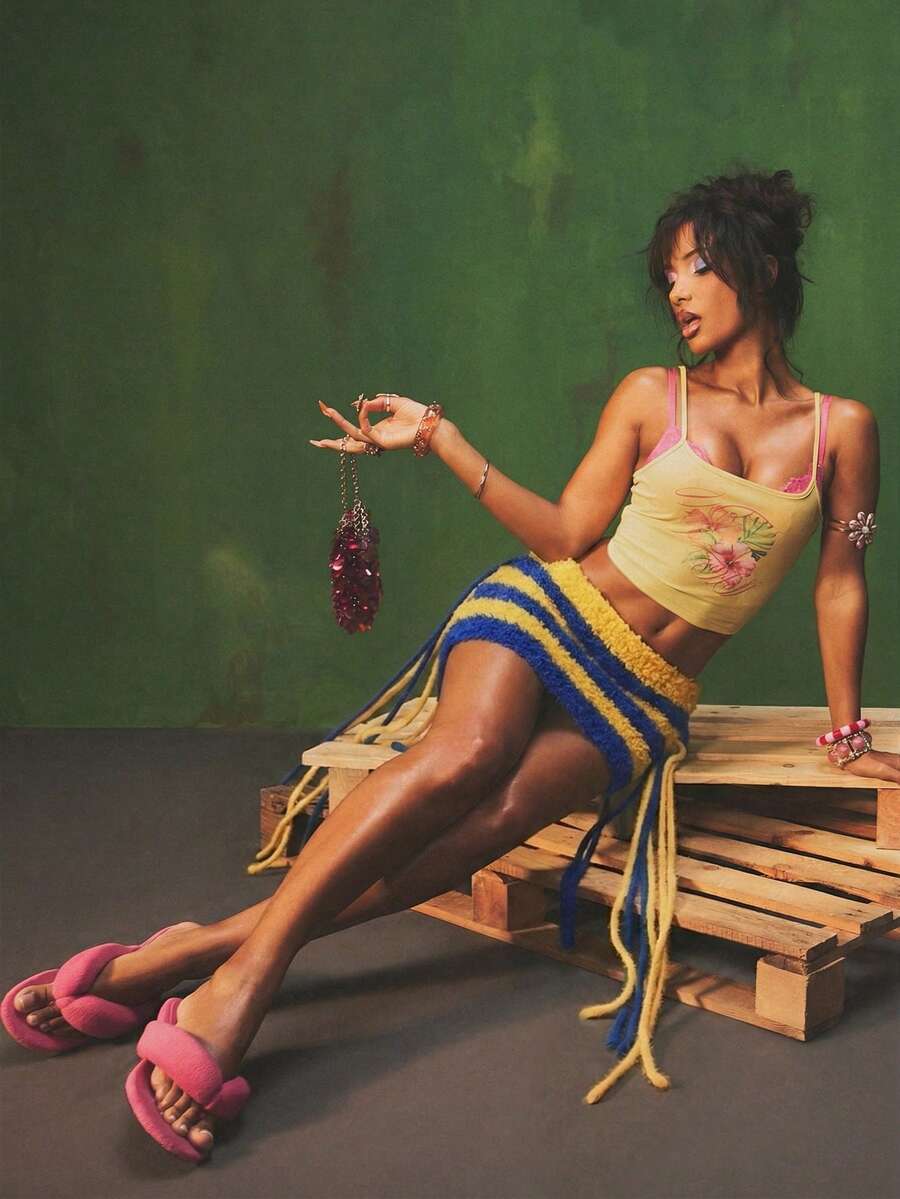 SUMWON WOMEN 条纹钩编流苏迷你裙，饰有穗边细节，波西米亚风不对称下摆，适合夏季沙滩罩衫叠穿。 - 寶藍色 - 查看 1