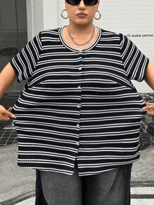SHEIN CURVE+ 大码女式夏季休闲简约条纹T恤，户外上衣，休闲上衣 - 黑與白 - 查看 3