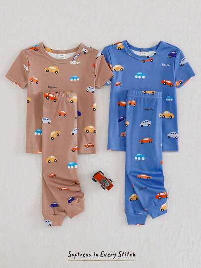 Cozy Pixies Bộ đồ ngủ 4 món cho bé trai in hình ô tô hoạt hình, chất liệu mềm mại, ôm sát, gồm áo dài tay cổ tròn và quần dài cạp chun.