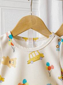 SHEIN Playful Pals 2件套男女通用婴幼儿0-3岁休闲可爱恐龙印花圆领T恤及4件套服装，舒适易穿短袖夏季套装，适合6个月至3岁男婴，适合春夏季日常穿着、外出和居家穿着。 - 彩色 - 查看 5