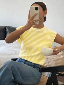 Camiseta casual de mujer de cuello redondo y manga corta, hecha de punto de guata - Amarillo - Ver 3