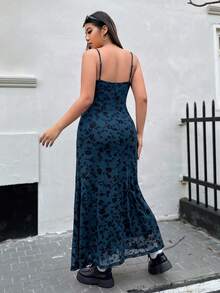 SHEIN EZwear Gaun Kamisol Bermotif Ukuran Besar, Biru Tua - Biru - View 2