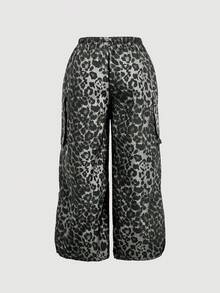 SHEIN MOD Quần cargo họa tiết da báo cỡ lớn, quần dài nữ ống đứng thoải mái, quần họa tiết da báo dáng rộng, quần da báo, phong cách Phục Hưng, màu đỏ tía, trang phục mùa thu, dành cho phụ nữ cao, quần màu nâu, quần ống rộng cho nữ, dịp năm mới, ngày Valentine - Màu xám đen - Xem 2