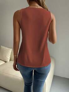 EMERY ROSE Women's Elegant V-Neck Sleeveless Top With Decorative Applique - Redwood - View 2