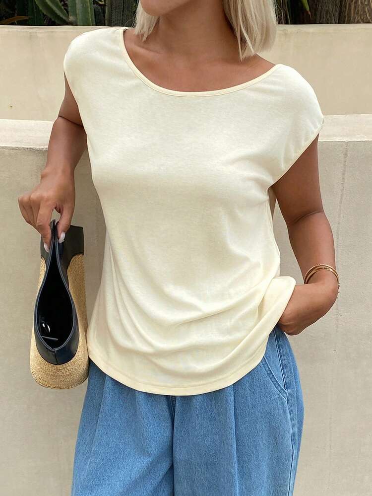 Women's Elegant Floral Embroidered Mesh Back Summer Vacation T-Shirt