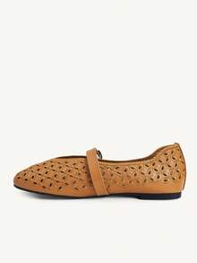 CUCCOO CHICEST Women's Hollow Embroidery, Buckle, Comfortable Flat Shoes - Brown - View 5