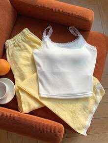 SHEIN Conjunto de 2 piezas de verano de lino amarillo para adolescentes: Camiseta sin mangas con adorno de encaje + Pantalones anchos de cintura alta, un conjunto casual y fresco, un imprescindible versátil y de moda - Multicolor - Ver 5