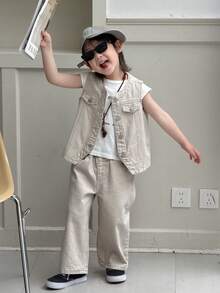 Dazy Kids Bộ vest denim cho bé trai (size nhỏ) gồm áo gile cổ tròn và quần jean ống đứng. - Màu be - Xem 3