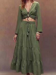 Fembélia Conjunto de 2 piezas de blusa de manga acampanada con escote en V superpuesto y falda corta de unicolor para vacaciones - Verde - Ver 3