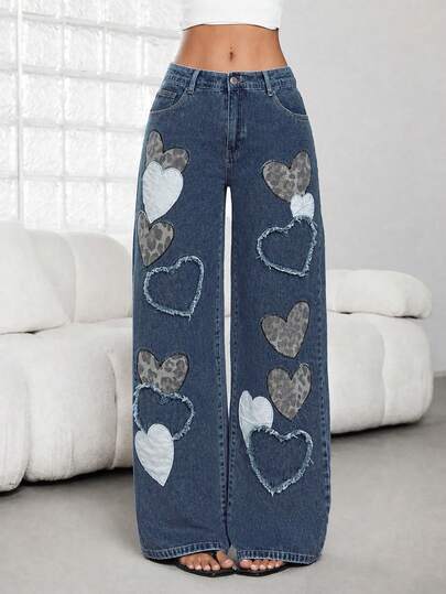 Rivivi Quần jeans ống đứng dáng rộng rách họa tiết trái tim và da báo dành cho nữ cỡ lớn