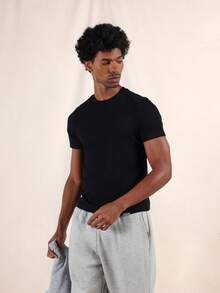 SUMWON Camiseta básica de manga corta de cuello redondo de algodón negro de corte slim Elliot, uso casual diario clásico - Negro - Ver 1