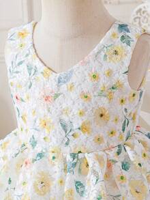 SHEIN Glamorique Kids 女婴碎花连衣裙，婴儿刺绣缎面蝴蝶结连衣裙，V领无袖露背公主裙，适合复活节派对 - 黃色 - 查看 7