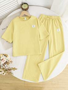 SHEIN 2pcs Tween Girls Casual Loose Comfortable Round Neck Short Sleeve T-Shirt And Pants Set - Yellow - View 2