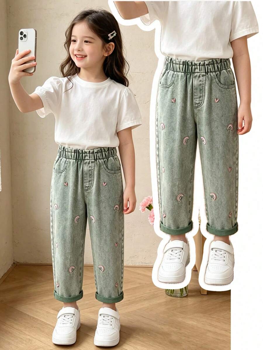 SHEIN Quần jean denim kiểu dáng nghỉ mát dễ thương, ngọt ngào, in hình trái tim cầu vồng dành cho bé gái - xanh quân đội - Xem 1