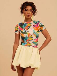 Travachic Nueva blusa casual de manga corta con estampado, ajustada y de malla transparente con plisados, adecuada para vacaciones/ocio y diversas ocasiones relajadas, Primavera/Verano 2026 - Multicolor - Ver 3
