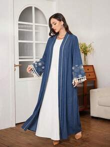 Al Najma Áo Abaya dáng rộng, thoải mái, thêu họa tiết và có tua rua ở cổ tay dành cho nữ, thích hợp mặc hàng ngày. - Màu xanh lam - Xem 4