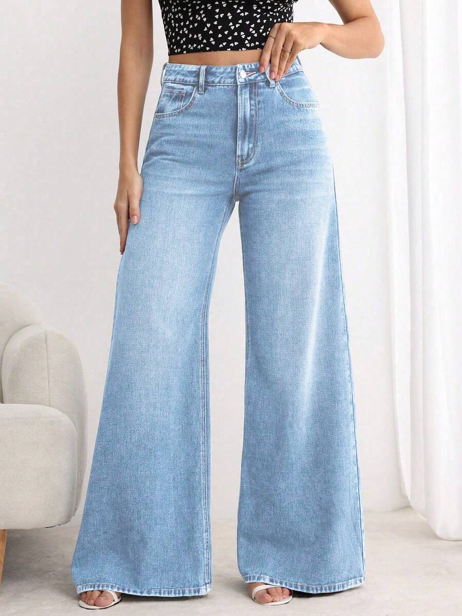 EMERY ROSE Plus Size Women's Vintage Washed Denim Jeans, Spring/Summer - Light Wash - View 1