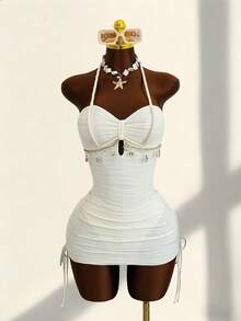 Zestiva Traje de baño de una pieza de estilo de vacaciones en la playa, con cuello de halter de cuerda trenzada, decoración con colgante de estrella de mar y concha, textura ondulada de tela y cintura ceñida para estilizar la figura - Beis - Ver 1
