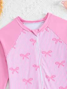SHEIN 1 件女童条纹蝴蝶结印花拼接连体泳衣，度假海滩 - 粉色 - 查看 4